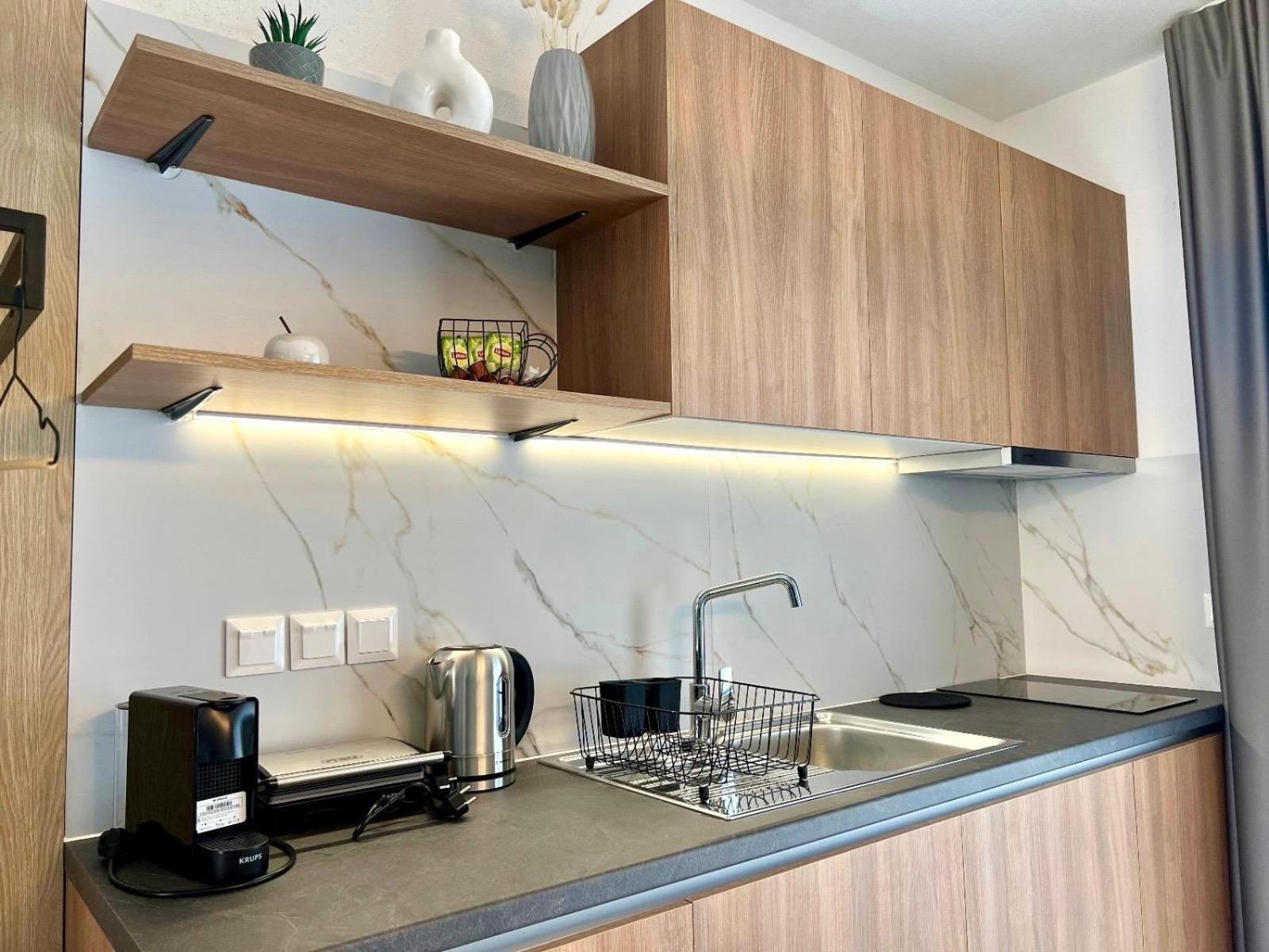 Four Shades Luxury Suites Sarti Dış mekan fotoğraf