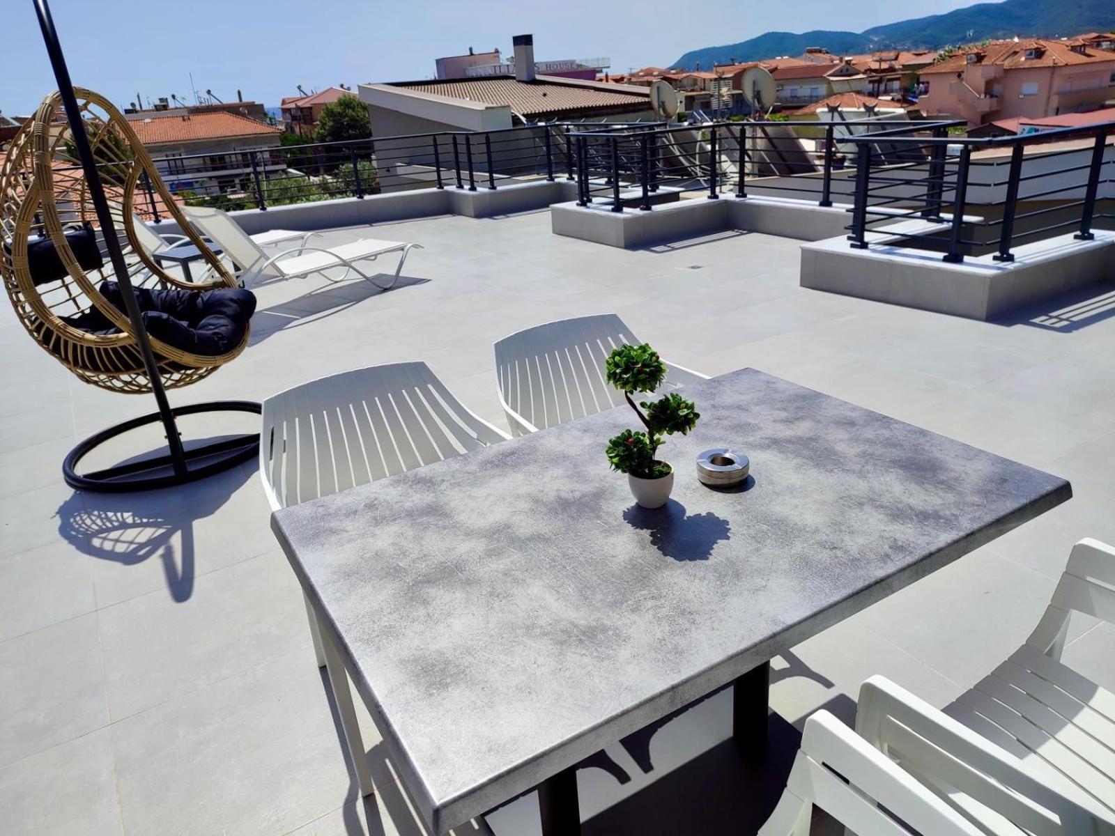 Four Shades Luxury Suites Sarti Dış mekan fotoğraf
