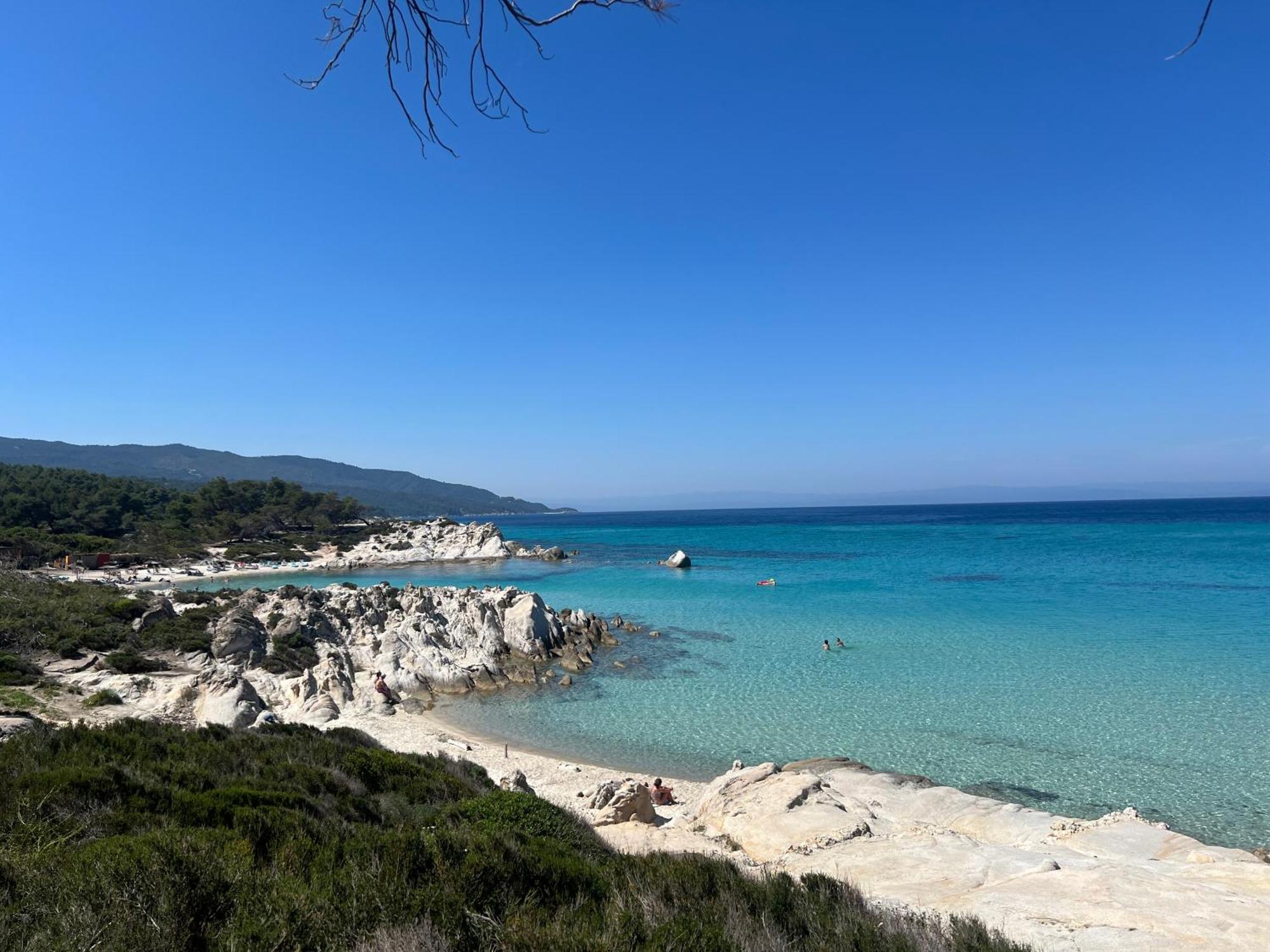 Four Shades Luxury Suites Sarti Dış mekan fotoğraf