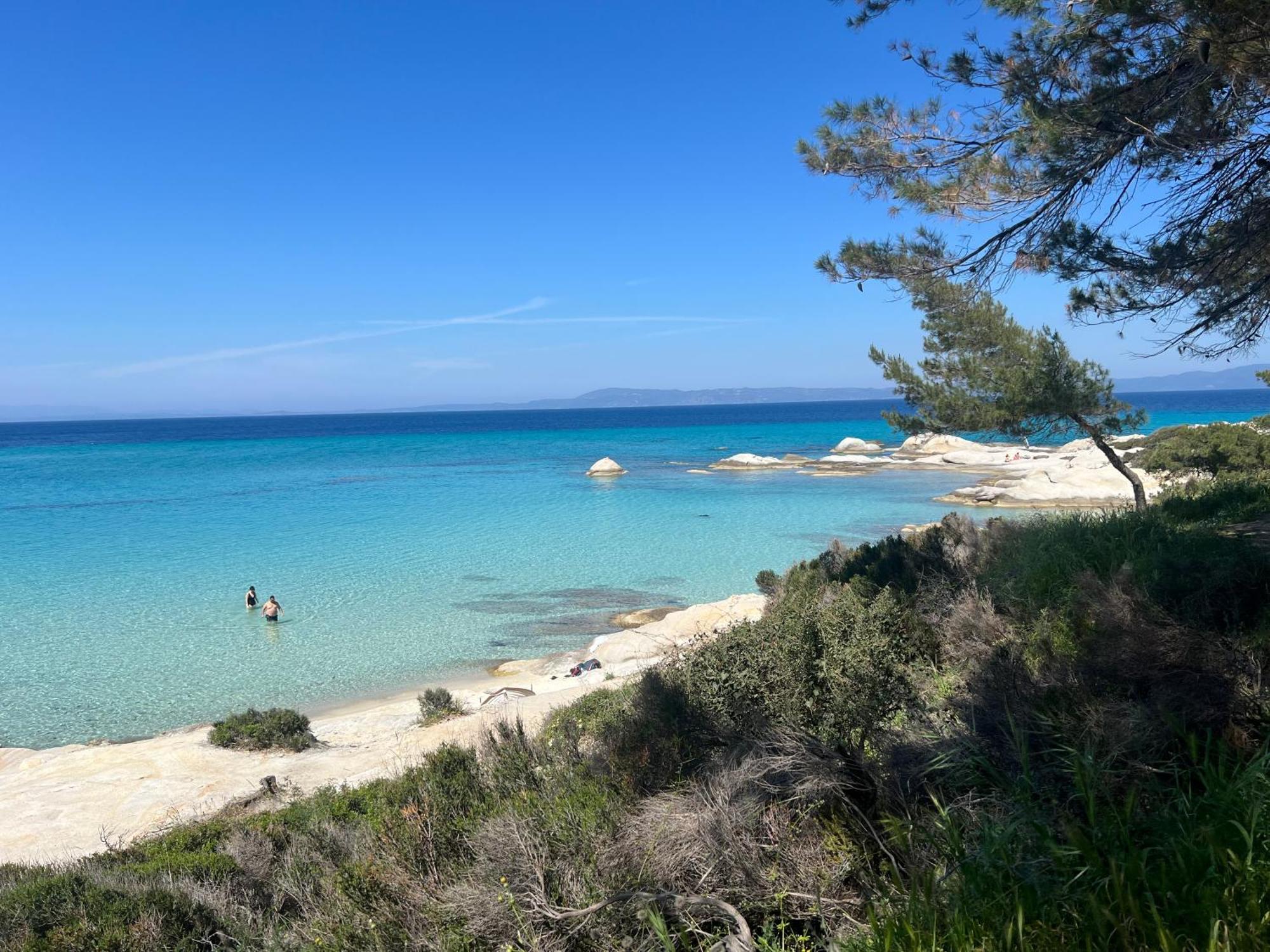 Four Shades Luxury Suites Sarti Dış mekan fotoğraf